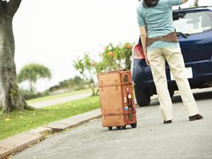 一般的な運転免許以外の免許合宿を探せる